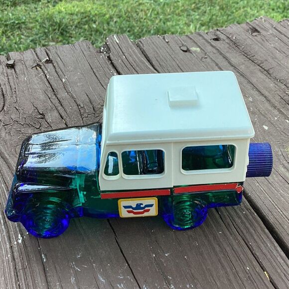 Vintage Avon Jeep Camper Aftershave Bottle Full Deep Woods 1970s Collectible - Picture 1 of 6